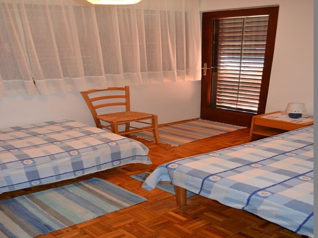 Apartments Kurta Привлака Екстериор снимка