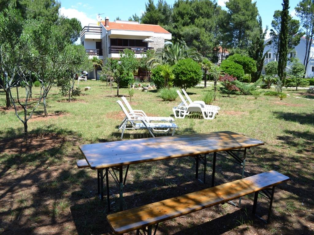 Apartments Kurta Привлака Екстериор снимка